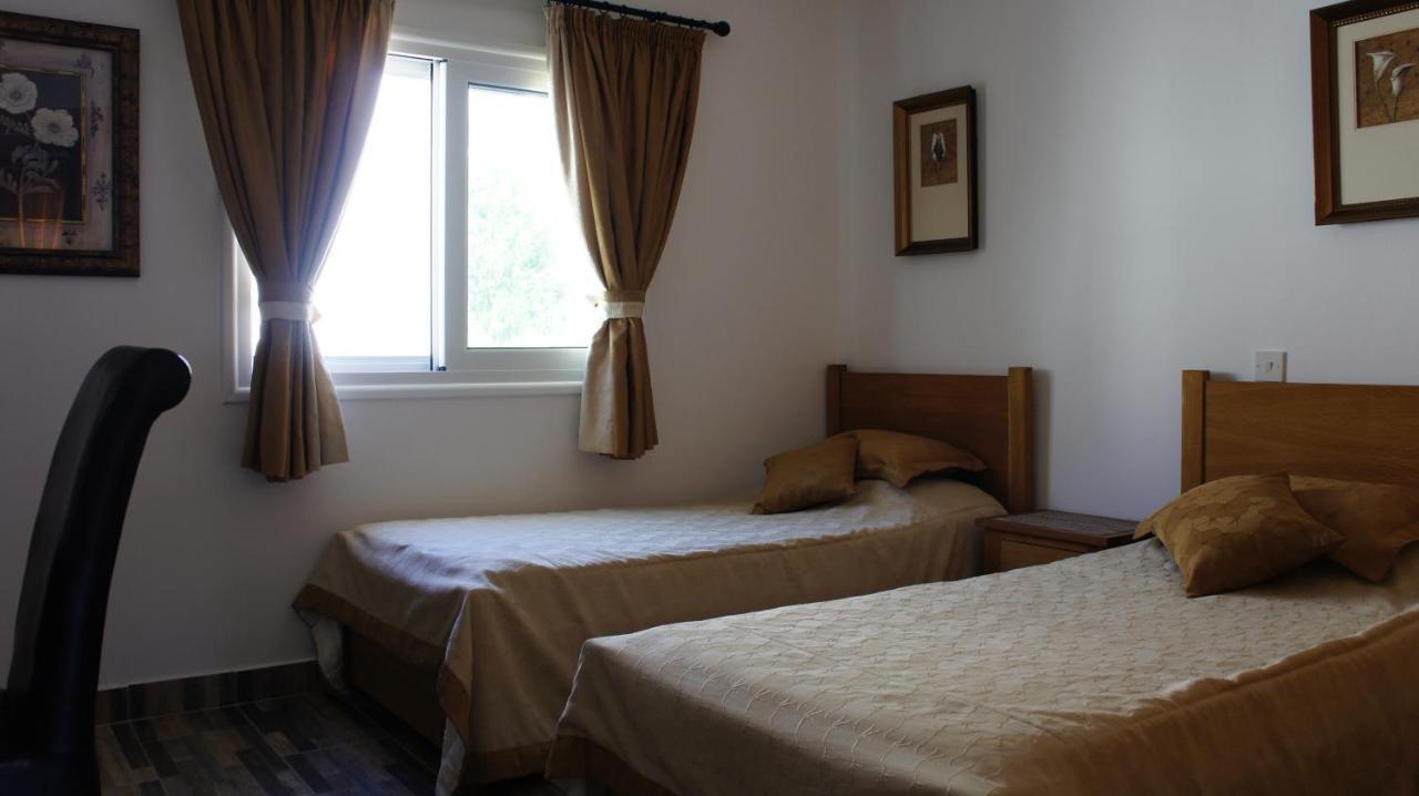 Limnaria Westpark 113 Appartement Paphos Buitenkant foto