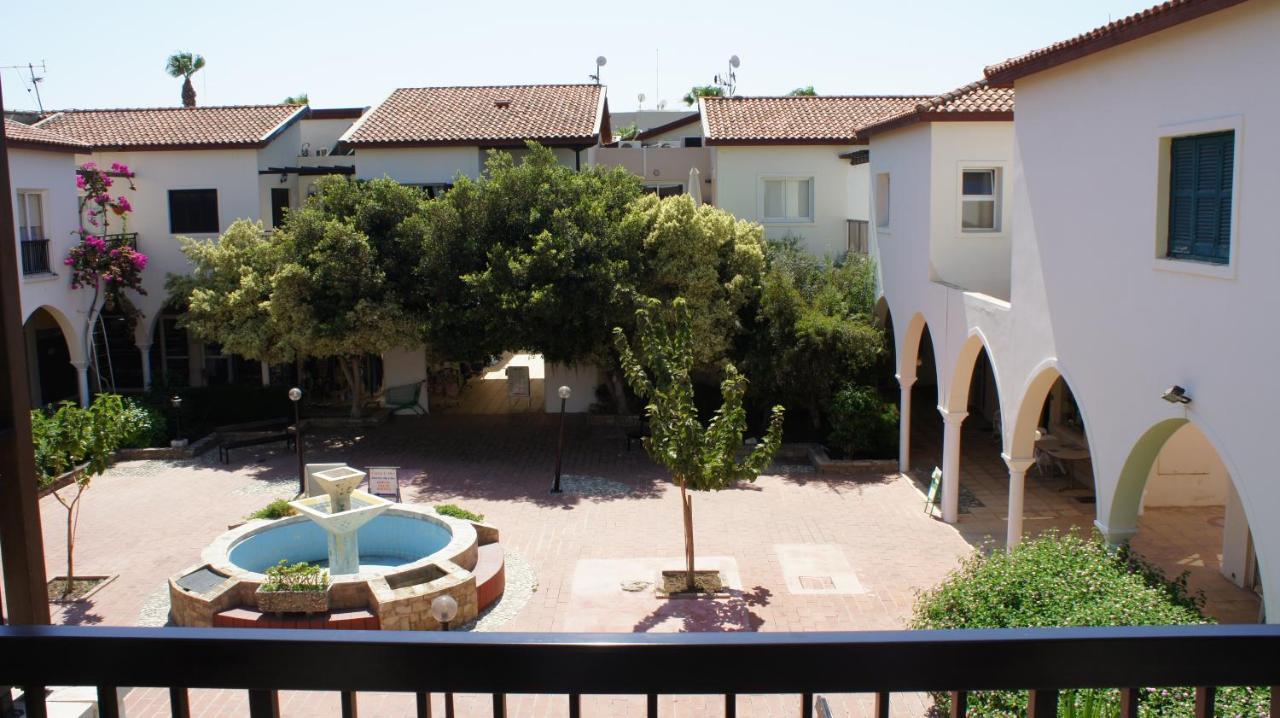 Limnaria Westpark 113 Appartement Paphos Buitenkant foto